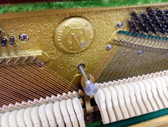 Niendorf pianino mod.114-Dovoz i na Štědrý den. - 9