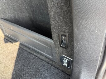 Volkswagen Passat B7 Variant - 9