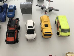 Kovova autíčka, Hotwheels, Transformers - 9