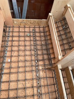 Betonové schoiště přímo u Vás na stavbě - 9
