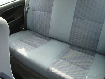 Daihatsu Cuore 1,0 41kw automat - 9