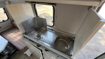 Prodám karavan - obytný přívěs - 9