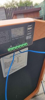 Fotovoltaický skládací přenosný panel - 9