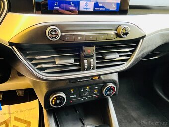 FORD FOCUS 1.5 TDCi 88 kW 6RYCHL VYHŘEV SKLA SEDAČEK A VOLAN - 9