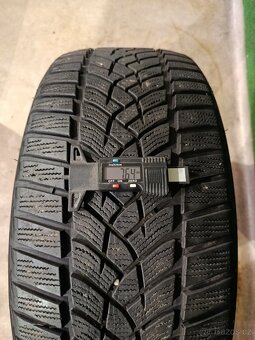 4ks zimni 225/45/18 Goodyear - 9