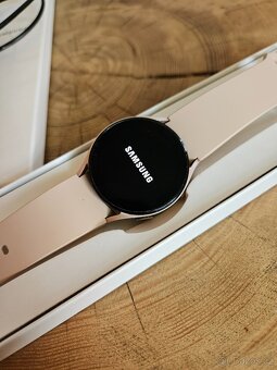 Samsung Galaxy Watch 4 - 9