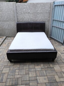 Prodám manželskou postel + Matraci ZDARMA - 9