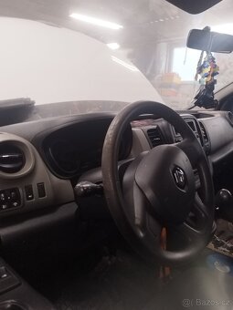 Renautl trafic 1.6 - 9