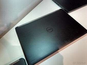 Prodám notebooky DELL - 9