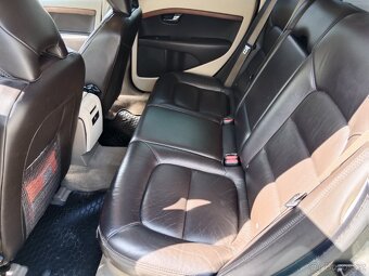 VOLVO XC70 2,4D5 AWD 136kw automat - 9