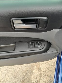 Ford Focus 1.6 74kw benzin Sport - 9