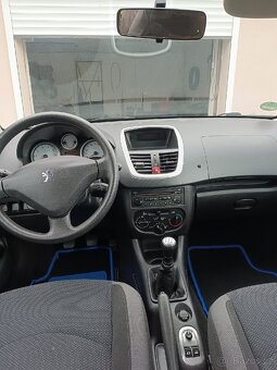 Peugeot 206+ 1.4i - 9