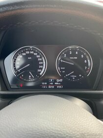 BMW 218i Active Tourer - 9