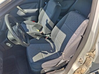 Škoda Octavia kombi 1,6i 16V - 9