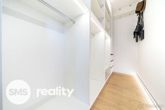 RD 4+1, 225 m2 (včetně garáže a terasy), pozemek 1061 - 9