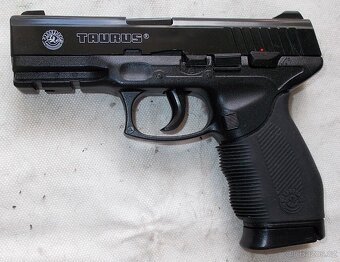 Airsoftová pistole KWC, Taurus. - 9