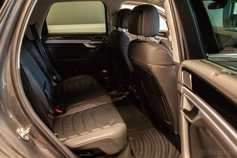 Volkswagen Touareg, 3.0 TDI 210 kW Elegance vzduch - 9