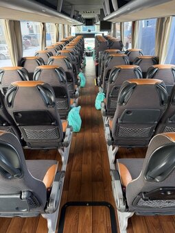 MAN Lions Coach L - 9