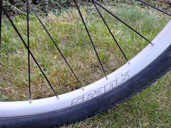 Dirtové kolo Commencal Absolut - 9