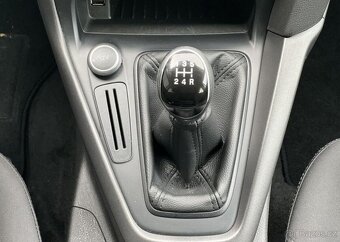 Ford Focus 1.6i KLIMA KOUPENO V ČR 1.MAJ. manuál 77 kw - 9