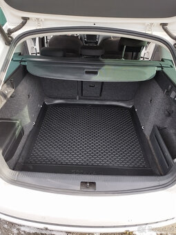 Škoda Octavia Scout 135kw DSG 4x4 Webasto - bez investic - 9