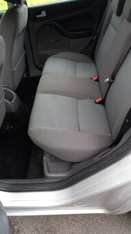 Ford Focus 1.6 74kW - 9