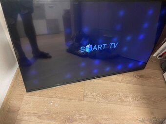 Samsung Smart Wi-Fi TV - 9