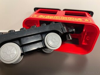 Lego Duplo červený vagon IV - 9