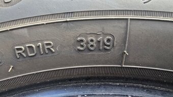 Zimní pneu 215/60/16 Good Year - 9