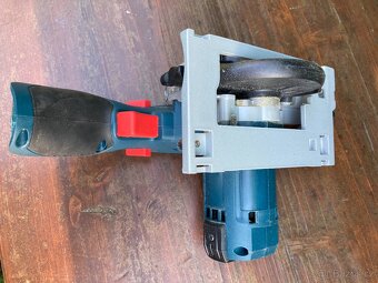 Malá aku okružní pila Bosch GKS 12V-26 Professional - 9