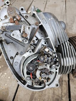 Motor jawa pérak - 9