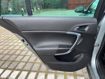 Opel Insignia Tourer 2.0cdti/118kw, Cosmo, pěkný vůz - 9