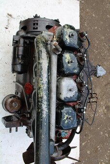 Zetor 7211 7245 motor kompletní na opravu - 9