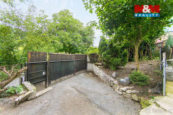 Prodej rodinného domu v Roztokách, ul. Roztoky - 9