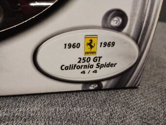 Ferrari 250GT California 1/18 - 9