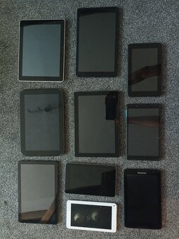 10kusu tabletu na opravu nebo na ND - 9