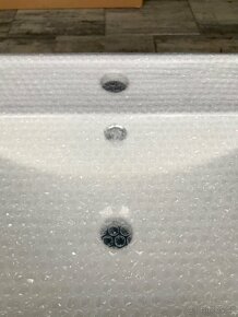 Luxusni koupelnova skrinka s umyvadlem orech - 9