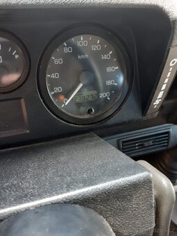 2003 Land Rover Defender - 9