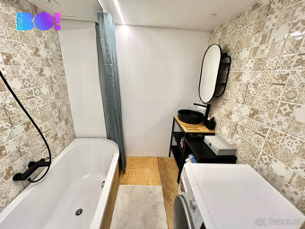 Pronájem bytu 2+kk, 49 m² s balkonem, ul. Jaroslava Lohrera, - 9
