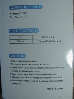 Nabiječky baterii Univerzální AA + AAA + 9V Ni-MH a Ni-Cd - 9