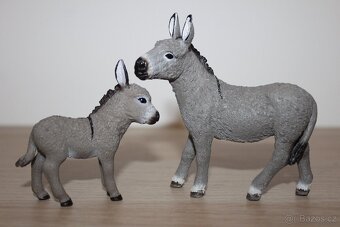 Figurky koní Schleich 7 - 9