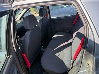 Fiat Punto 1,2i 44 kw.jen 105t.km..klima 2004 - 9