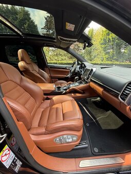 Porsche Cayenne 3.0d gts - 9