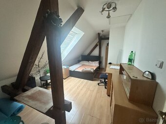 Prodej vícegeneračního domu ve Vracově - 9