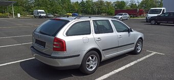 Škoda Octavia 2 1.6 75 Kw Benzín Ambiente - 9