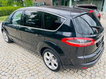 Ford S-MAX 2.0TDCI 120KW MANUÁL VÝHŘEV 7MÍST SENZORY PANORAM - 9