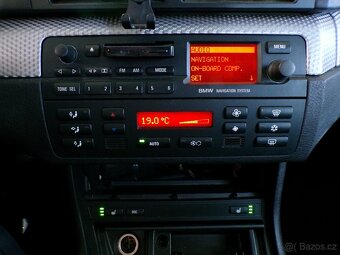 BMW E46 320i combi 6 válec M packet II originál - 9