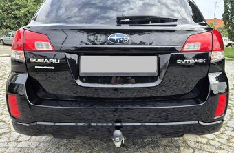 Subaru Outback - 2,5i 127 kW Executive ČR 2.maj - 9
