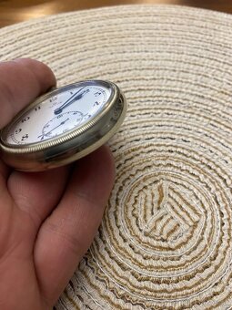 Revue Thommen hodinky - 9