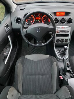 Peugeot 308 1.6i 110kw rok 2008 STK 05/26 v ČR jeden majitel - 9